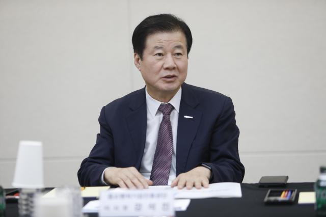 강석진 중진공 이사장이 지난 1일 찾아가는 중진공 제주도 현장 간담회에서 발언하고 있다 사진중소벤처기업진흥공단