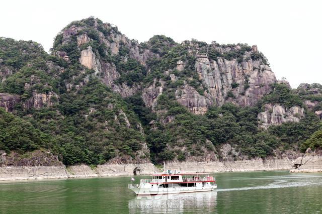 TRAVEL: Cruising the inland sea of Chungju Lake