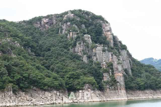충주호 유람선