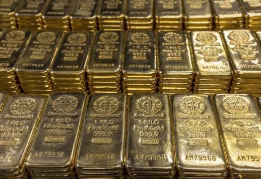 Gold prices soar on US rate cut expectations, geopolitical strains