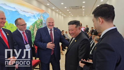 김정은 북한 국무위원장이 알렉산드르 루카셴코 벨라루스 대통령과 대화를 나누고 있다사진풀 페르보보 텔레그램 채널