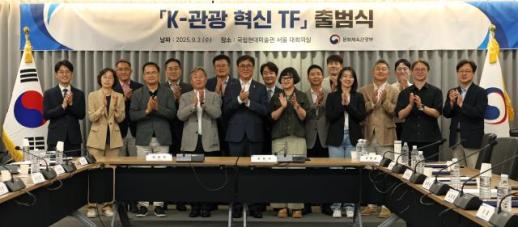 키아프·프리즈 개막…올해는 활기 도네요