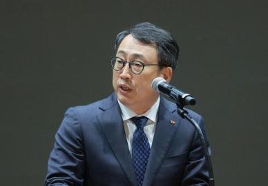 유영상 SKT CEO 직속 AI 전담조직 AI 보드 신설…수장에 AI CEO 명칭