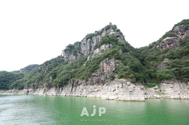 충주호 유람선