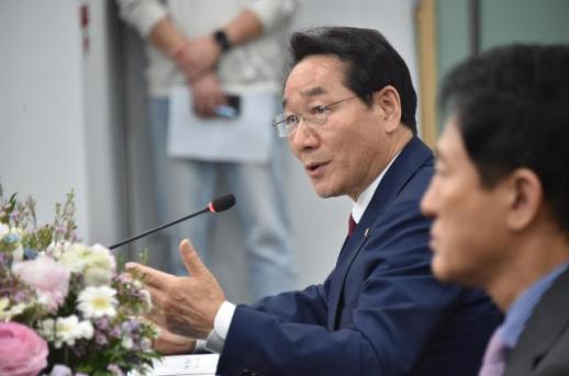 [로컬FOCUS] 아이를 안심하게… 출산 가정 복지 올인