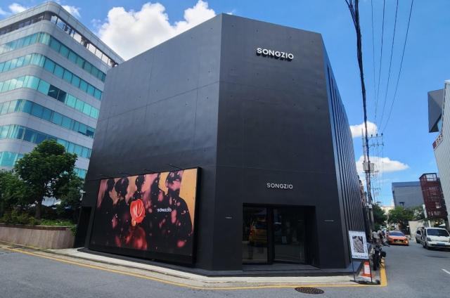 서울 강남구 송지오 도산 플래그십 스토어 사진조현미 기자