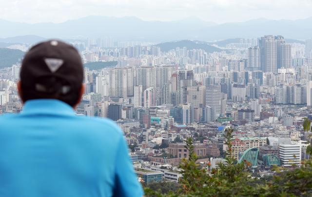 서울 남산에서 바라본 아파트 단지 사진연합뉴스