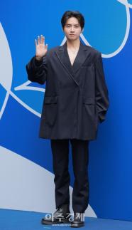 [포토] 이진혁, 서울패션위크 데일리 미러 포토콜 참석