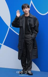 [포토] 허성범, 서울패션위크 데일리 미러 포토콜 참석