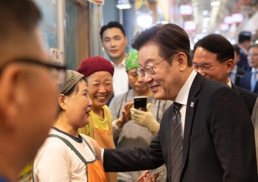 李대통령 국정지지율 56.0%로 3주째 상승...민생정책 작용