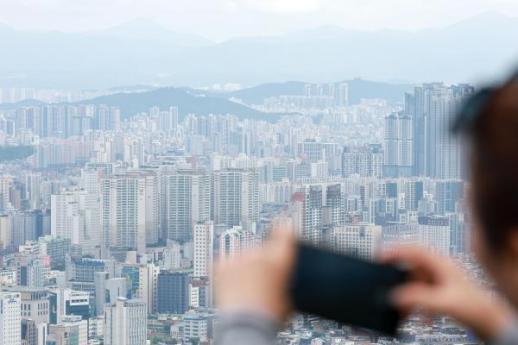 LH 땅장사에서 집장사로 전환…재무구조·신뢰회복 등 과제 산적