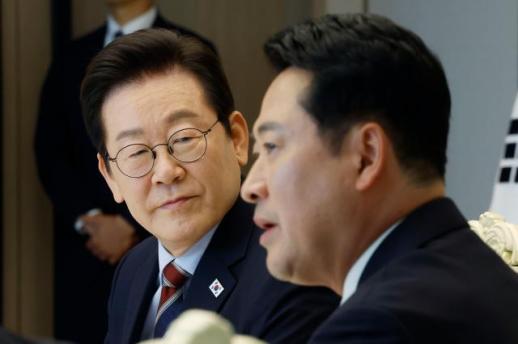 [속보] 장동혁 특검연장·내란특별재판부 법안, 재의요구권 써달라