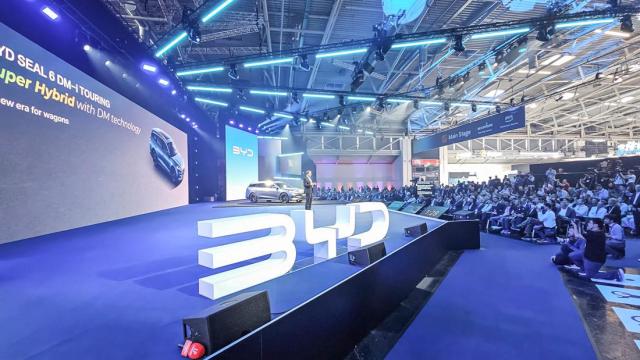 8일현지시간 독일 뮌헨에서 열린 IAA 2025 BYD 부스에서 프레스 컨퍼런스가 진행되고 있다 사진한국자동차기자협회