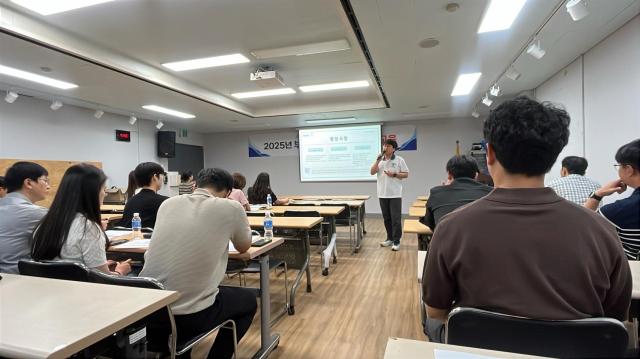 고흥군은 지난 5일 문화회관 세미나실에서 본청 및 읍·면 직원을 대상으로 2025년 부가가치세 역량 강화 교육을 실시했다 사진고흥군