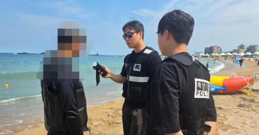 동해해경, 여름철 해양레저 특별단속…불법행위 58건 적발 성과 外