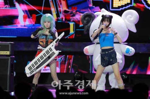 [포토] 더쇼 무대오른 엔젤노이즈