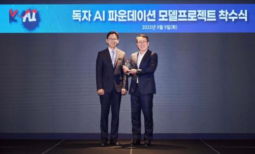 유영상 SKT 대표 SOTA급 AI, 연내 개발 목표…대한민국 AI의 새로운 전환점 열 것