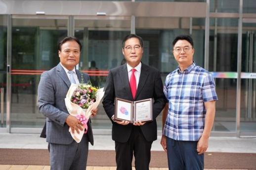 삼육식품, 제18회 치매극복의 날 맞아 천안시장 표창