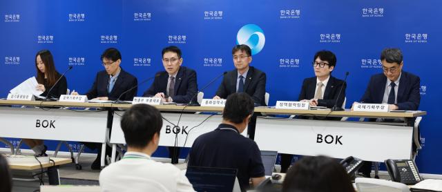 11일 오전 서울 중구 한국은행에서 열린 통화신용정책보고서2025년 9월 기자설명회 사진한국은행