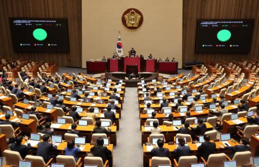 與 더 센 특검법, 국민의힘 불참 속 국회 본회의 통과