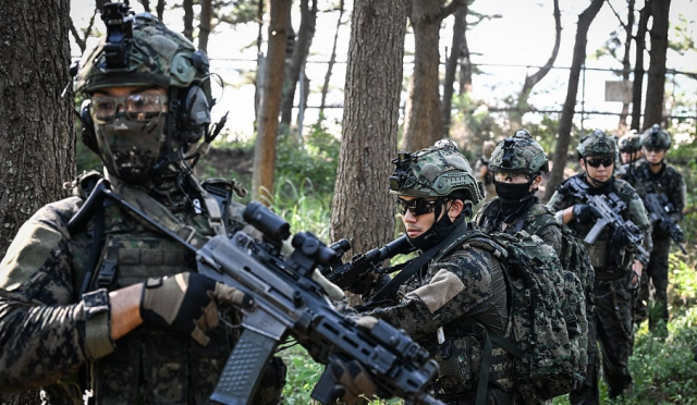 한미연합 해상침투훈련 실시한 특전사 사진연합뉴스