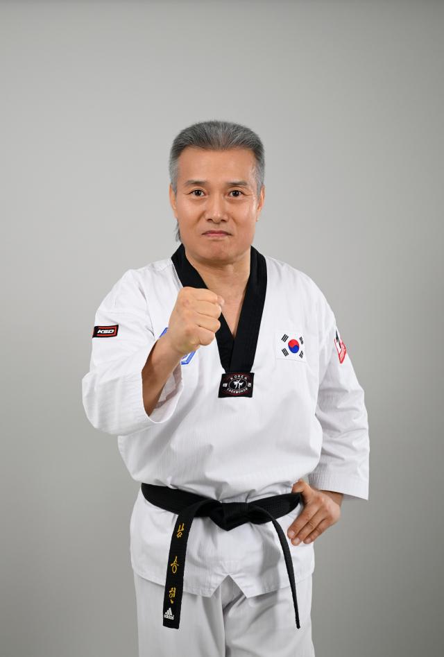 남승현 국기원장 후보는 국기원의 행보를 보고 안타까움을 감추지 못했고 고심 끝에 국기원장 선거에 출마하기로 결정했다 사진태권도외교단