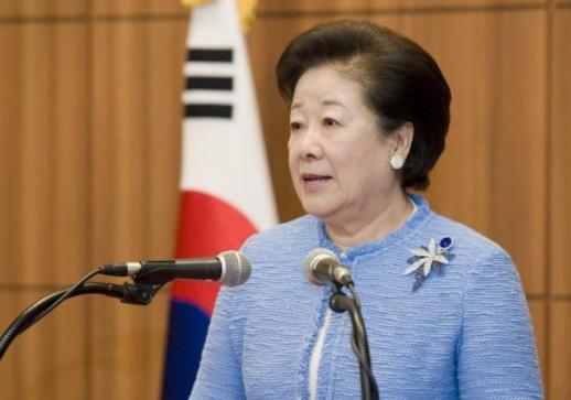 특검 소환에 3차례 불출석한 한학자…17~18일 자진출석