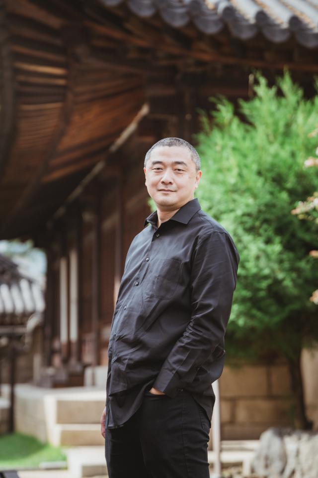 켄 리우 사진황금가지