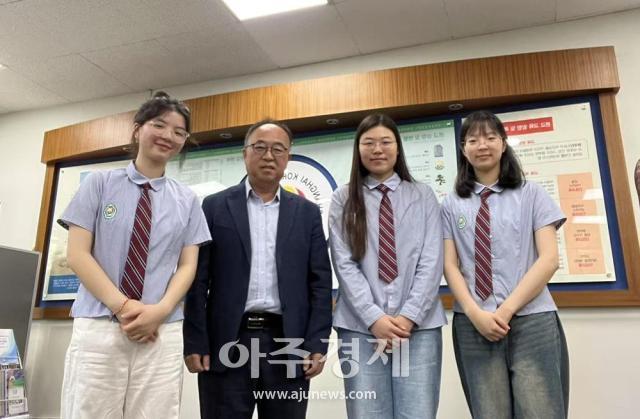 사진김주하조영지최유진 상하이 통신원