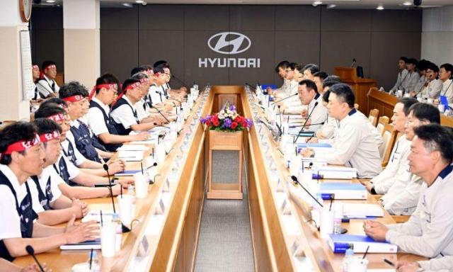 Hyundai Motor averts strike with union deal