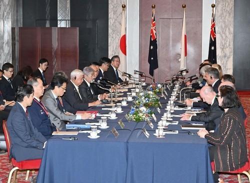 일본과 호주가 지난 5일 외교·국방장관회의2+2를 열고 중국의 일방적인 현상 변경 시도에 대응해 공동 억지력을 강화하기로 했다 사진연합뉴스