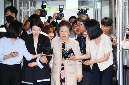 [포토] 김건희 특검 자진 출석한 한학자 통일교 총재