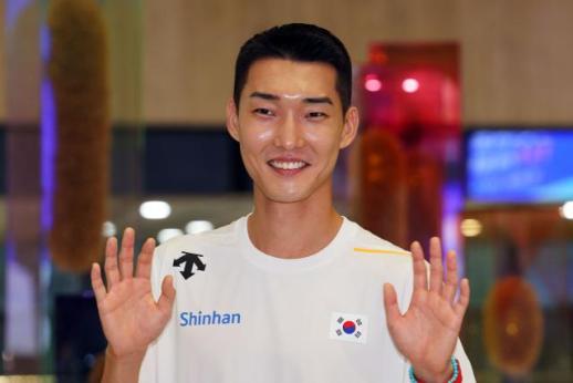 李, 우상혁 은메달에 큰 용기와 희망 선사…매우 자랑스러워