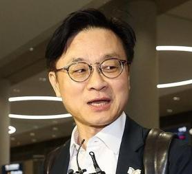 South Koreas industry minister defends nuclear expansion amid policy rift