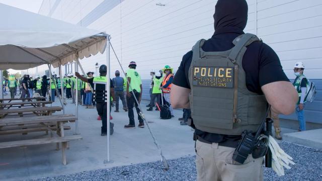 S.Korean firms hold off action after ICE detentions