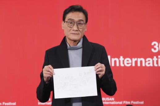 千面影帝梁家辉亮相釜山国际电影节