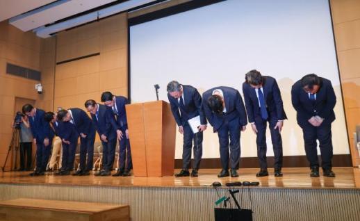 금융위, 롯데카드에 초강도 제재 예고…금융권엔 징벌적 과징금 도입