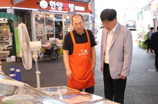 울산 석유화학산업단지 찾은 산업장관, 사업재편 속도전 당부
