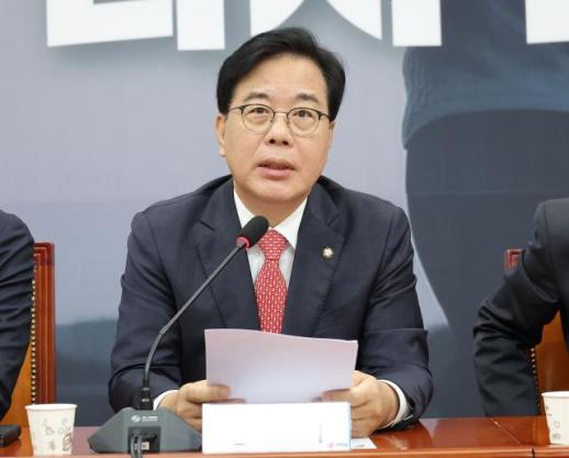 송언석 조희대 향한 허위사실 유포 형사고발...국정조사 요구서도 제출