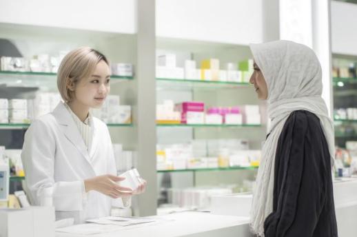 访韩外国游客掀起药店购物潮 药妆店成新打卡地