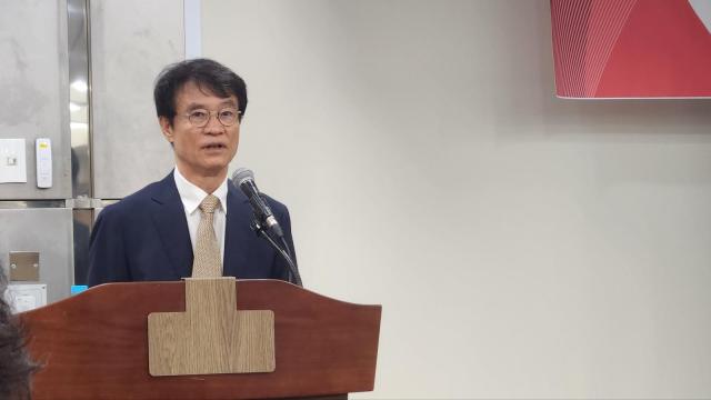 최영홍 고려대 유통법센터장교수이 22일 오전 서울 양재동 aT센터에서 열린 한국프랜차이즈산업협회의 차액가맹금 소송 관련 전문가 설명회에서 발언하고 있다 사진조현미 기자
