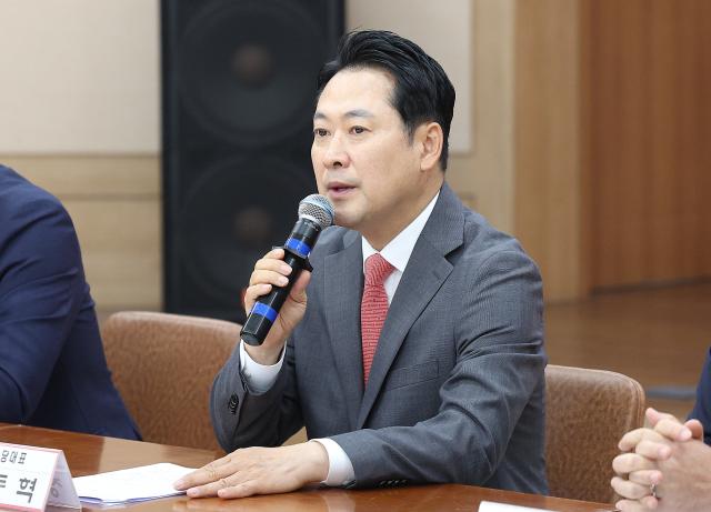 장동혁 국민의힘 대표가 22일 경북 경산시 경산산업단지관리공단에서 열린 국민의힘 중소기업 현장최고위원회의에 참석해 발언하고 있다 사진연합뉴스