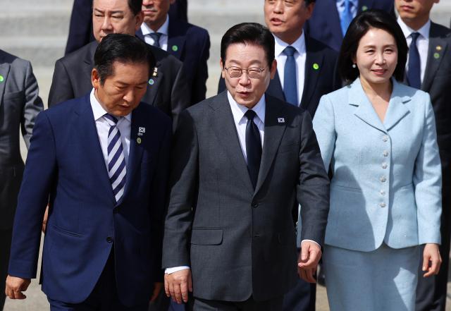 대화하는 이재명 대통령과 정청래 대표사진연합뉴스