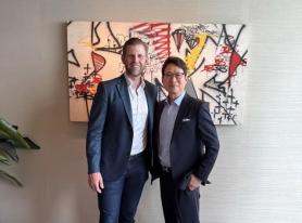 Bithumb partners with Trump-backed blockchain company