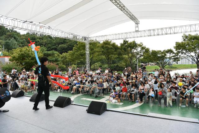 대구광역시 동구는 ‘제5회 봉무공원 곤충 페스티벌’이 대구 동구를 대표하는 축제로 자리매김했다 사진대구동구