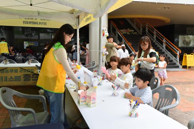 대구광역시 동구는 ‘제5회 봉무공원 곤충 페스티벌’이 대구 동구를 대표하는 축제로 자리매김했다 사진대구동구