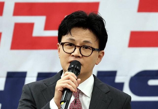 지난달 11일 오후 광주 서구 홀리데이인 광주호텔에서 열린 김화진 국민의힘 전남도당 위원장 취임식에서 한동훈 전 대표가 축사하고 있다 사진연합뉴스
