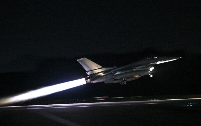 지상활주 하는 KF-16 전투기 사진연합뉴스