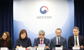 IMF nâng dự báo tăng trưởng của Hàn Quốc từ 0,8%→0,9%