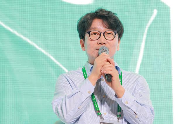 이랑혁 구루미 대표가 수성이냐 공성이냐 소버린 AI 정의 재정립을 주제로 토론을 하고 있다 20250925사진유대길 기자 dbeorlf123ajunewscom